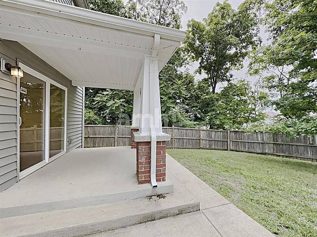 Room for Rent in Modern 2Story Home