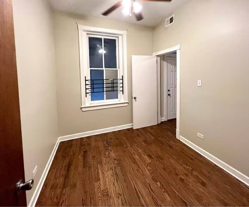 Looking for extra roommates