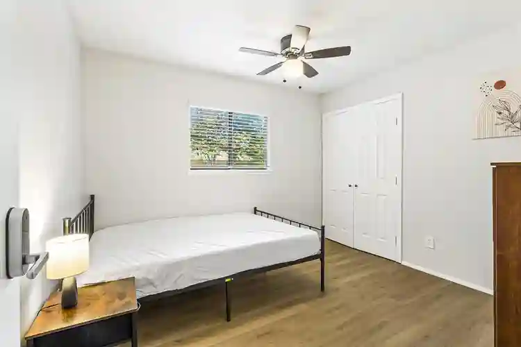 8 BR in Fort Worth