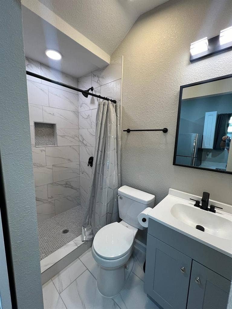 6 BR in Texas City