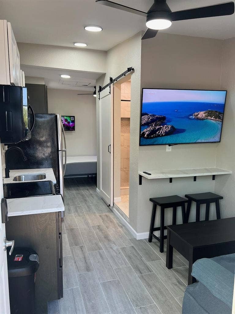 6 BR in Texas City