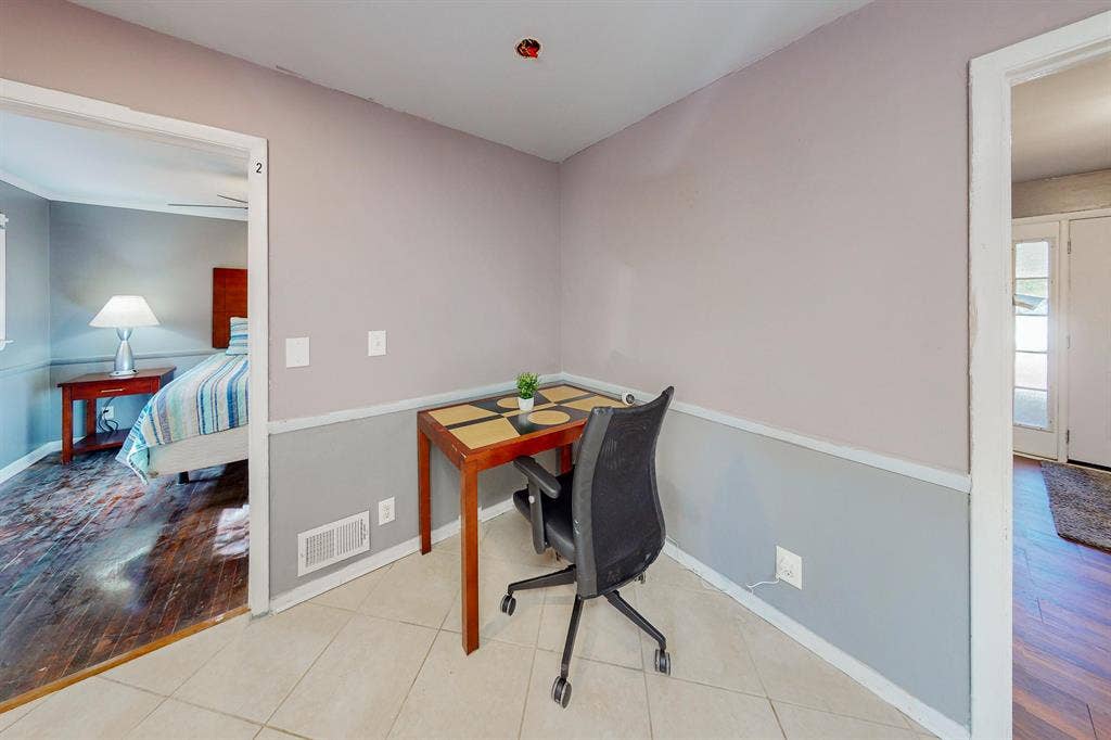 8 BR in Decatur