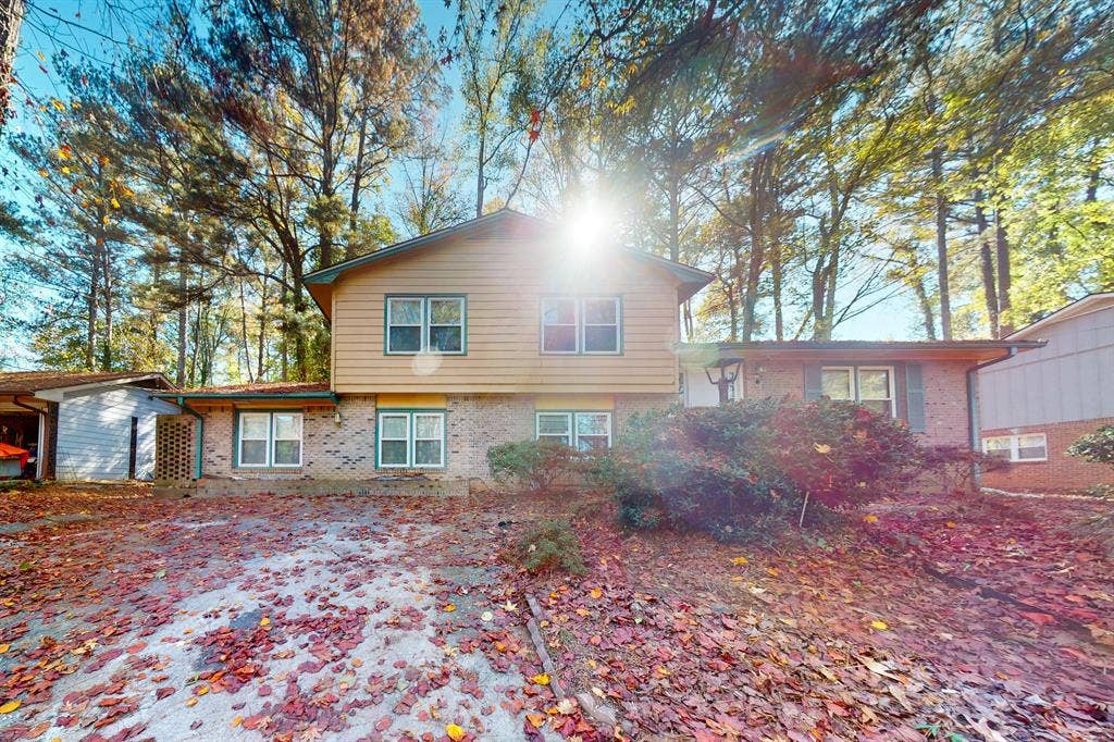 8 BR in Decatur