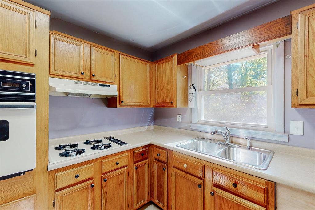 8 BR in Decatur