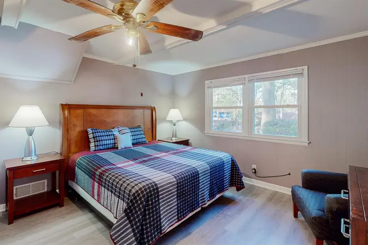 8 BR in Decatur