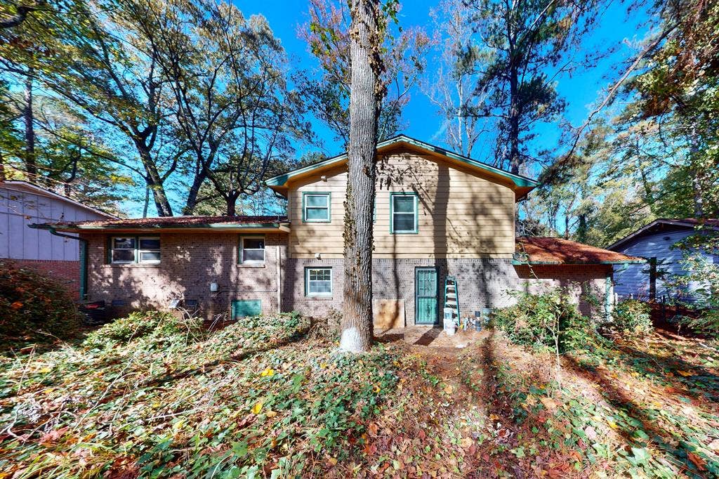 8 BR in Decatur
