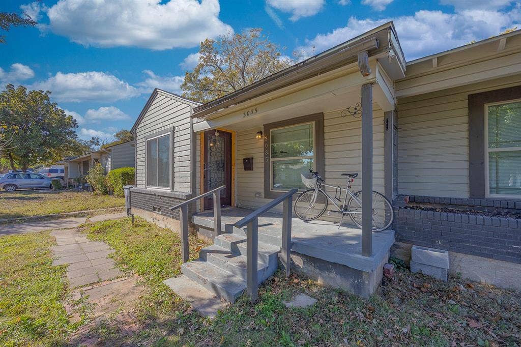 5 BR in Dallas