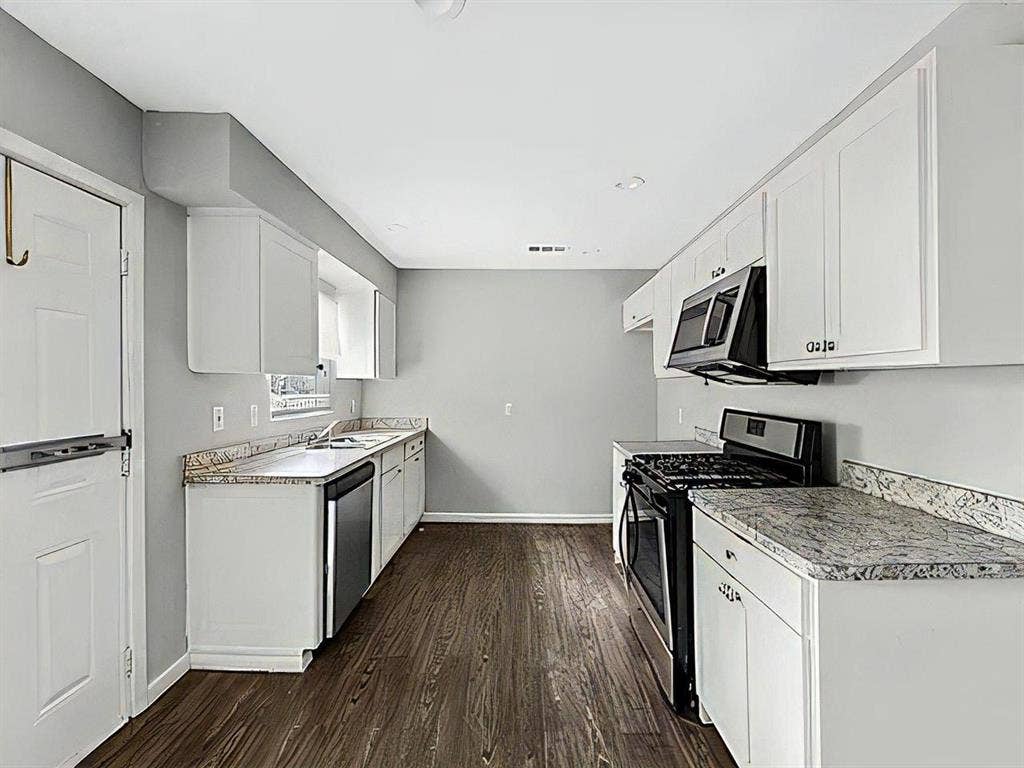 5 BR in Dallas