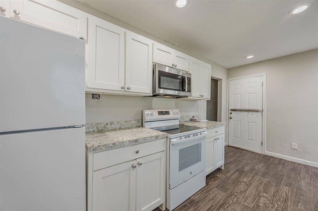 5 BR in Dallas