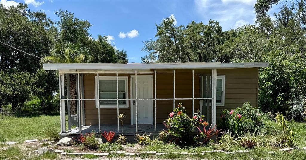 4 BR in Tampa