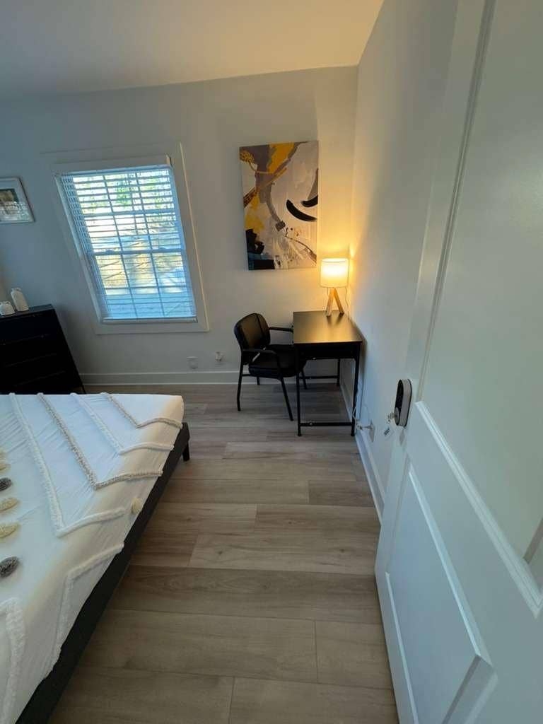4 BR in East Point