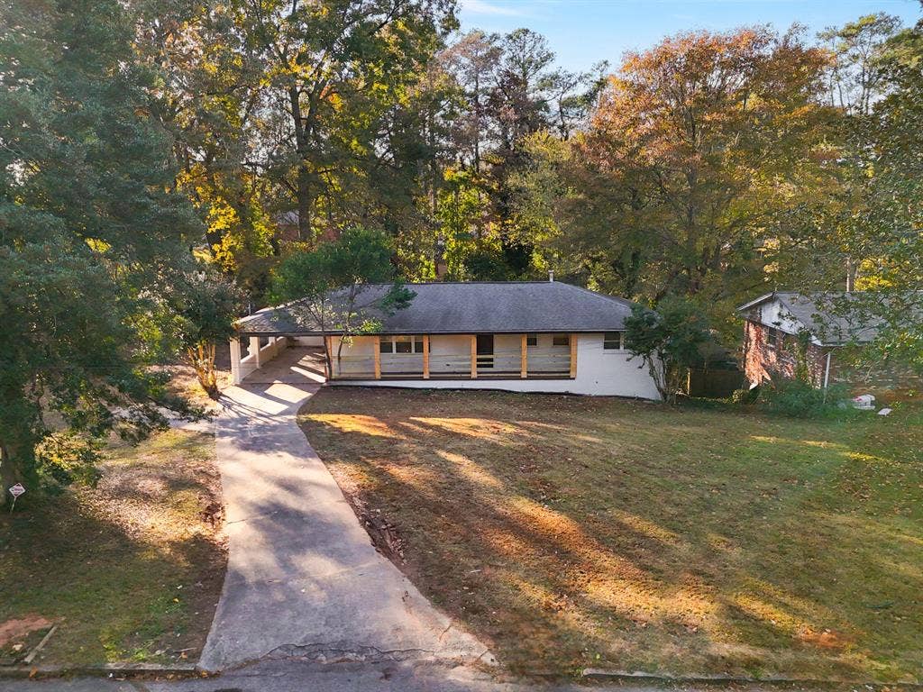 9 BR in Decatur