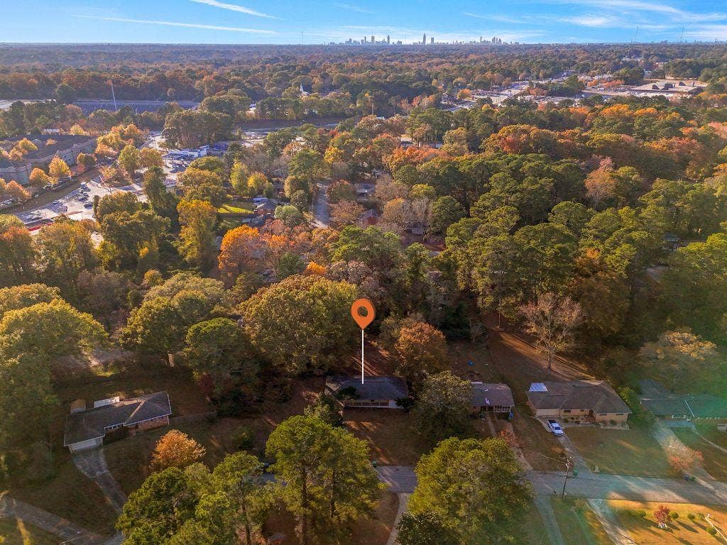 9 BR in Decatur