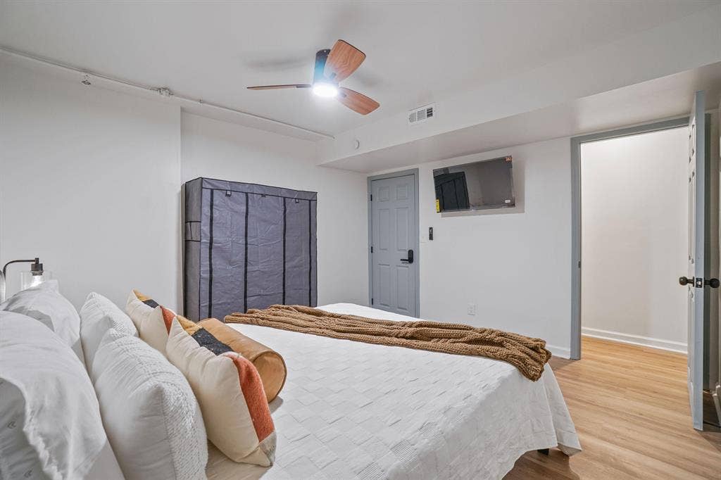 9 BR in Decatur