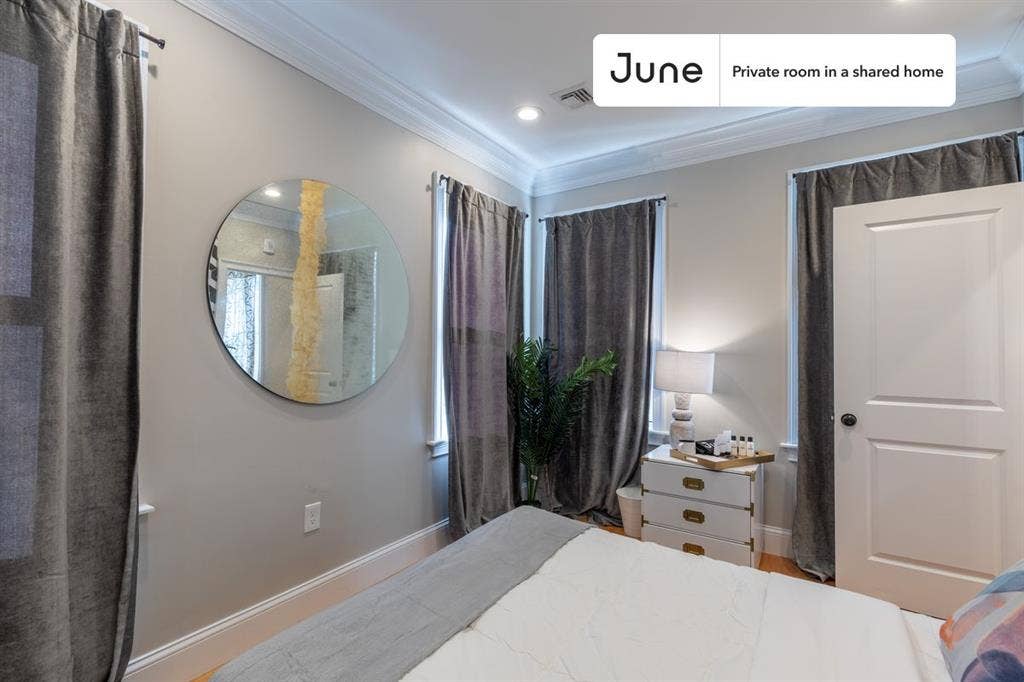 3 BR in Boston
