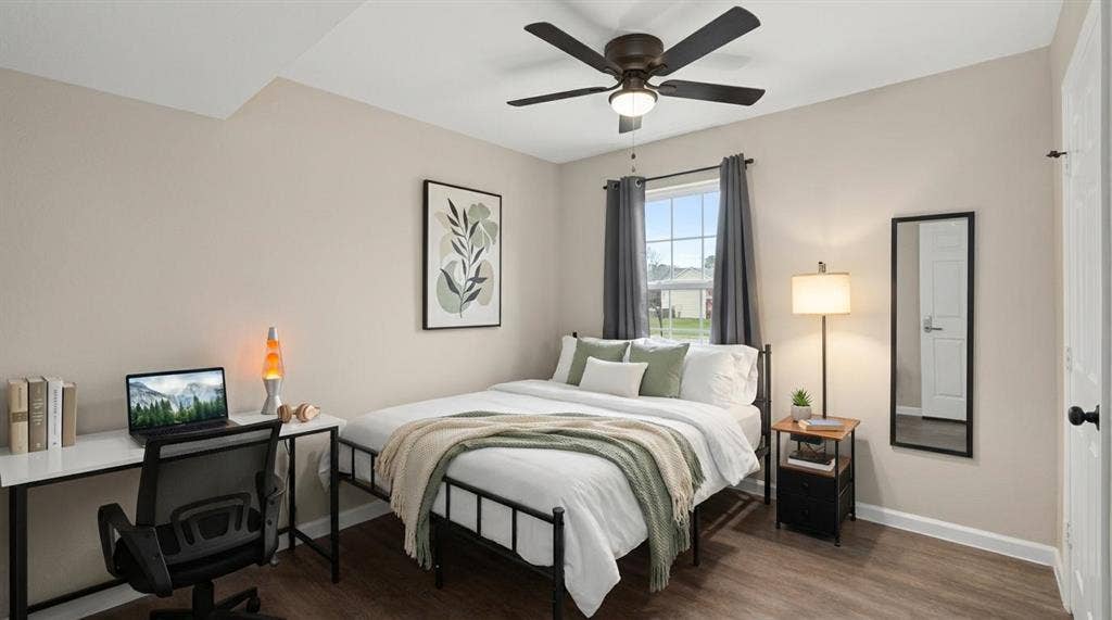 6 BR in Dallas