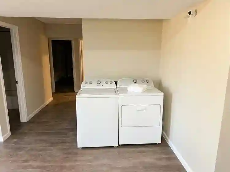 6 BR in Dallas