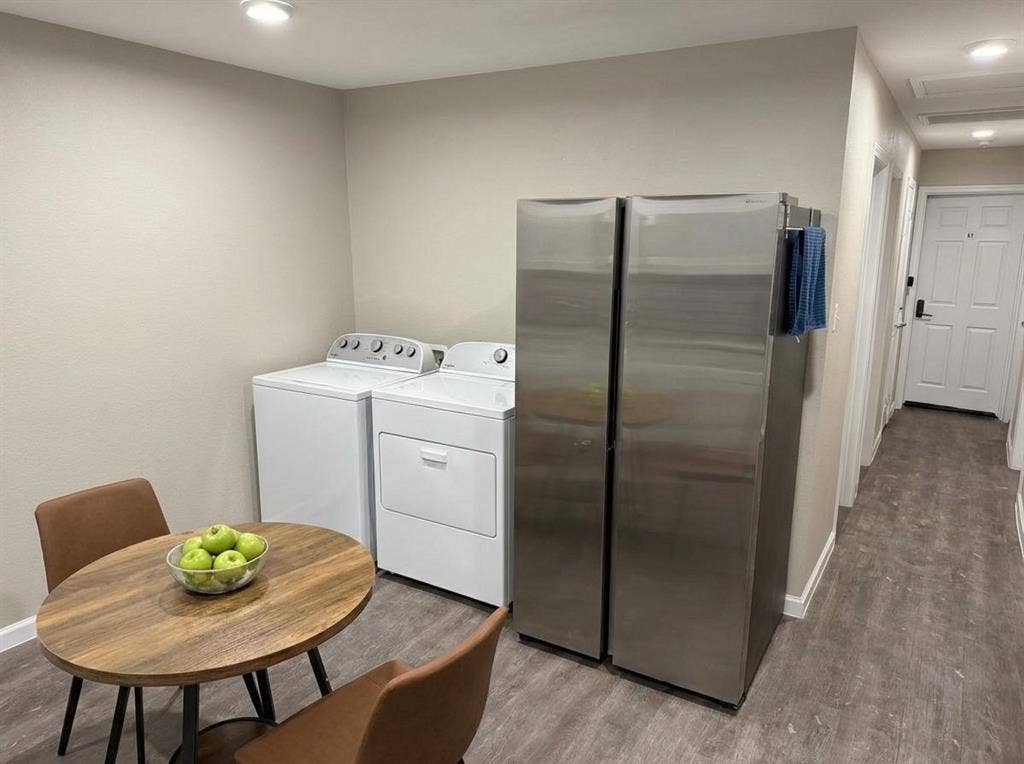 6 BR in Dallas