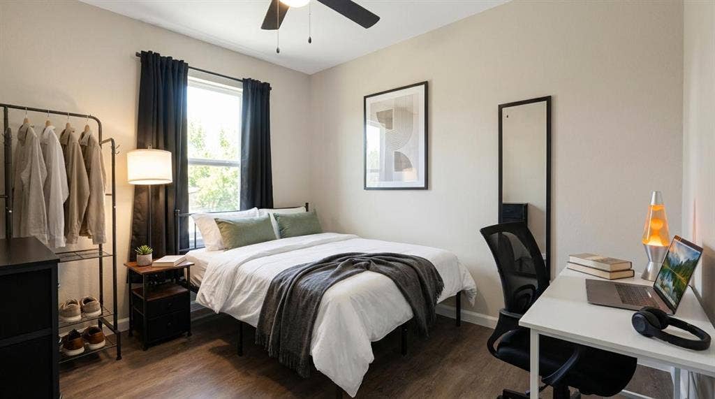 6 BR in Dallas