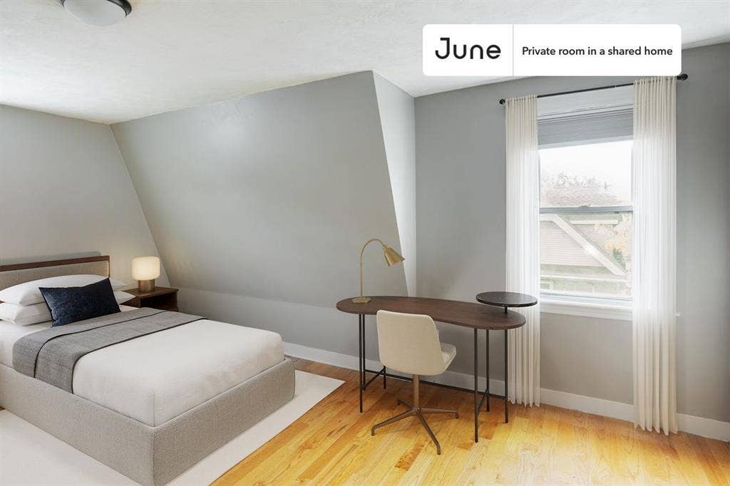 6 BR in Boston