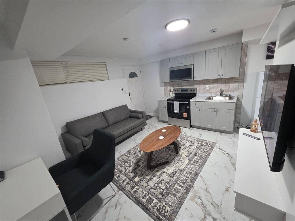 1 BR in Staten Island