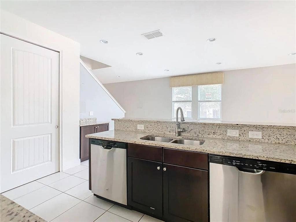 7 BR in Kissimmee