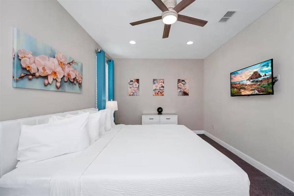 7 BR in Kissimmee