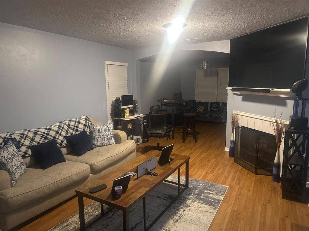 3 BR in Katy