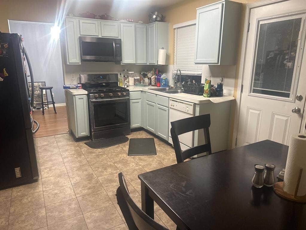 3 BR in Katy