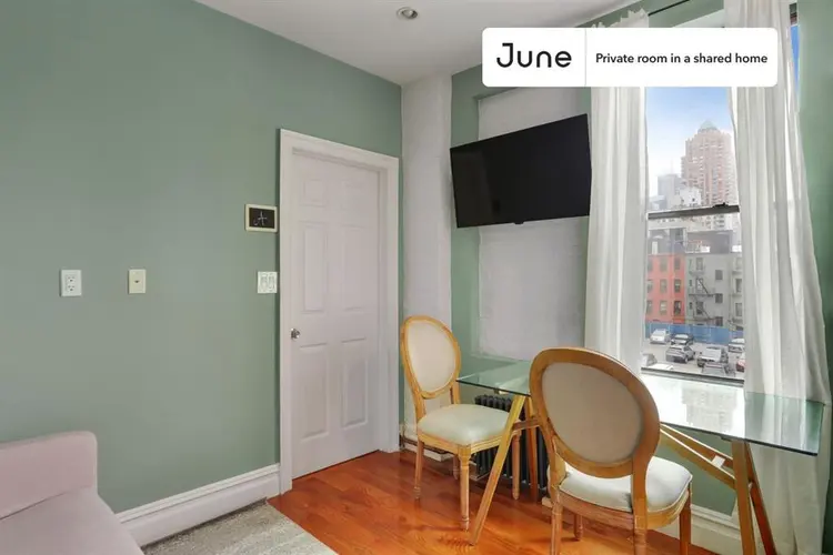 2 BR in New York City