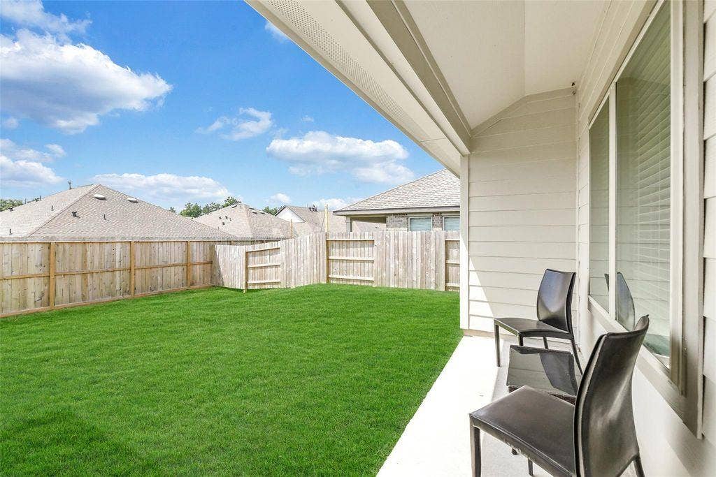 3 BR in Conroe