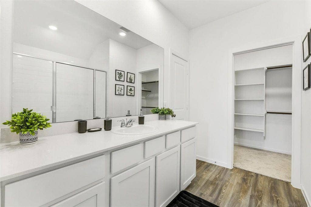 3 BR in Conroe