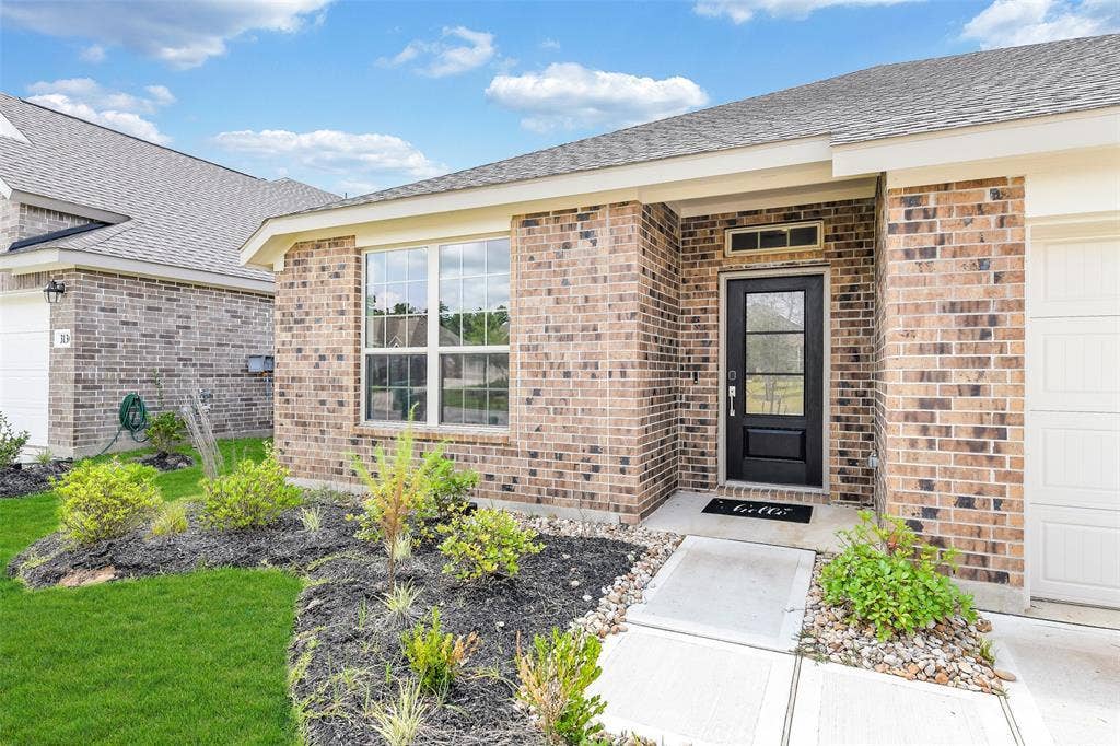 3 BR in Conroe