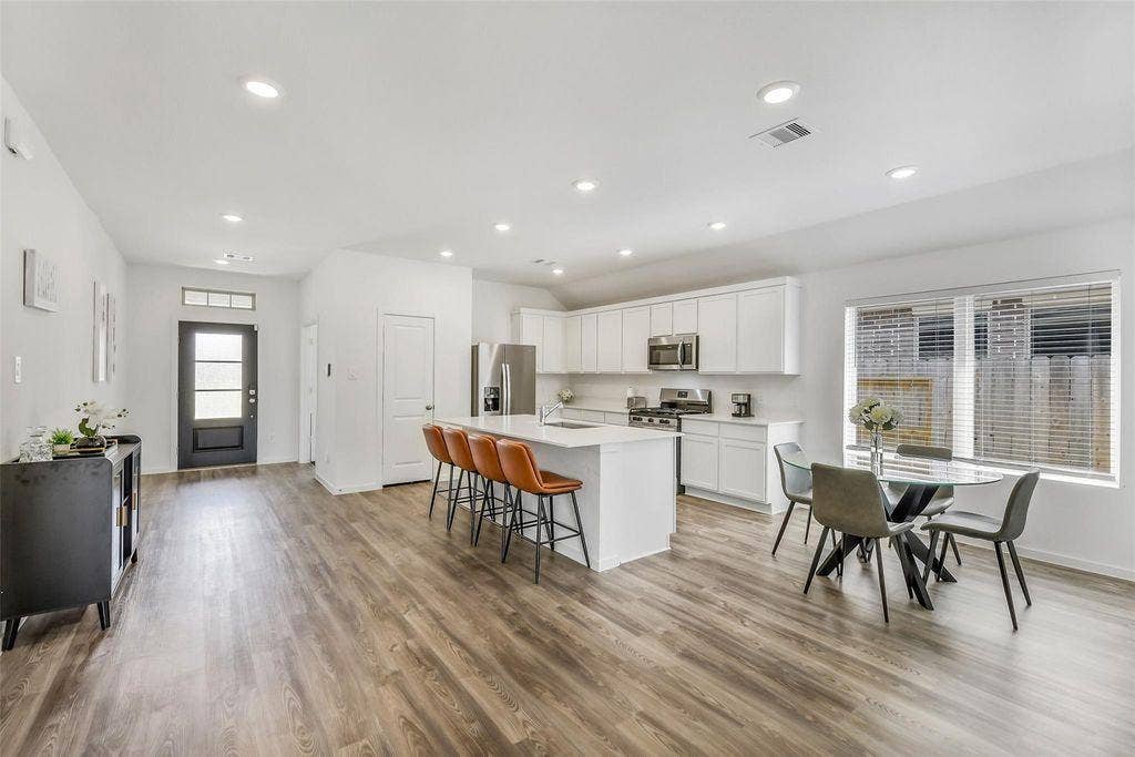 3 BR in Conroe