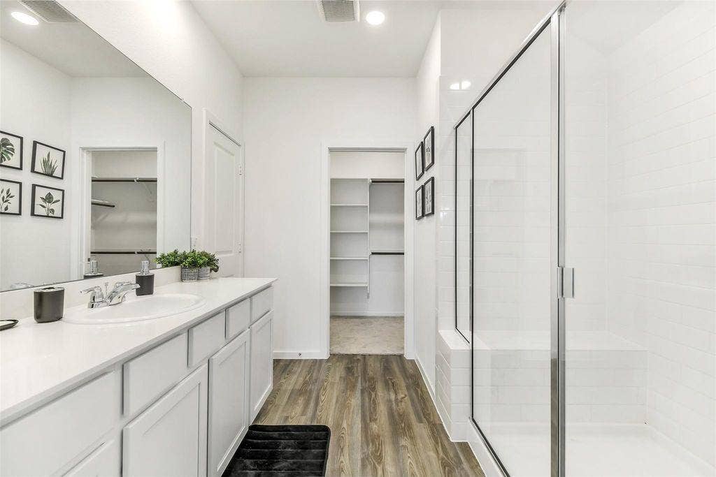 3 BR in Conroe