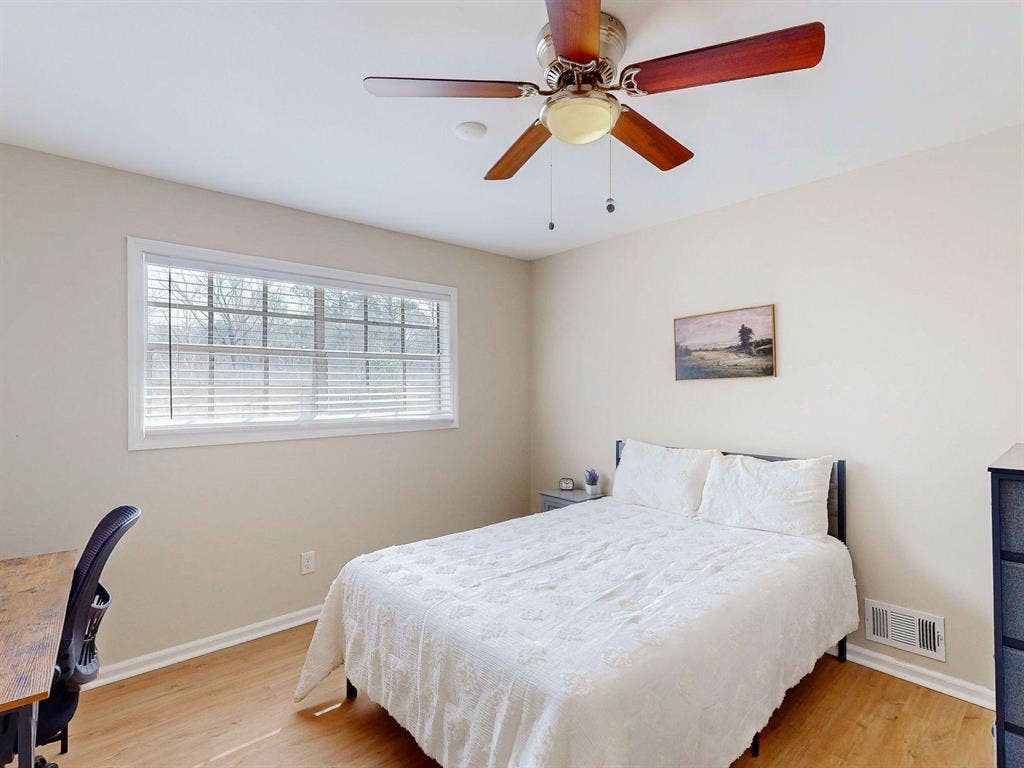 8 BR in Decatur