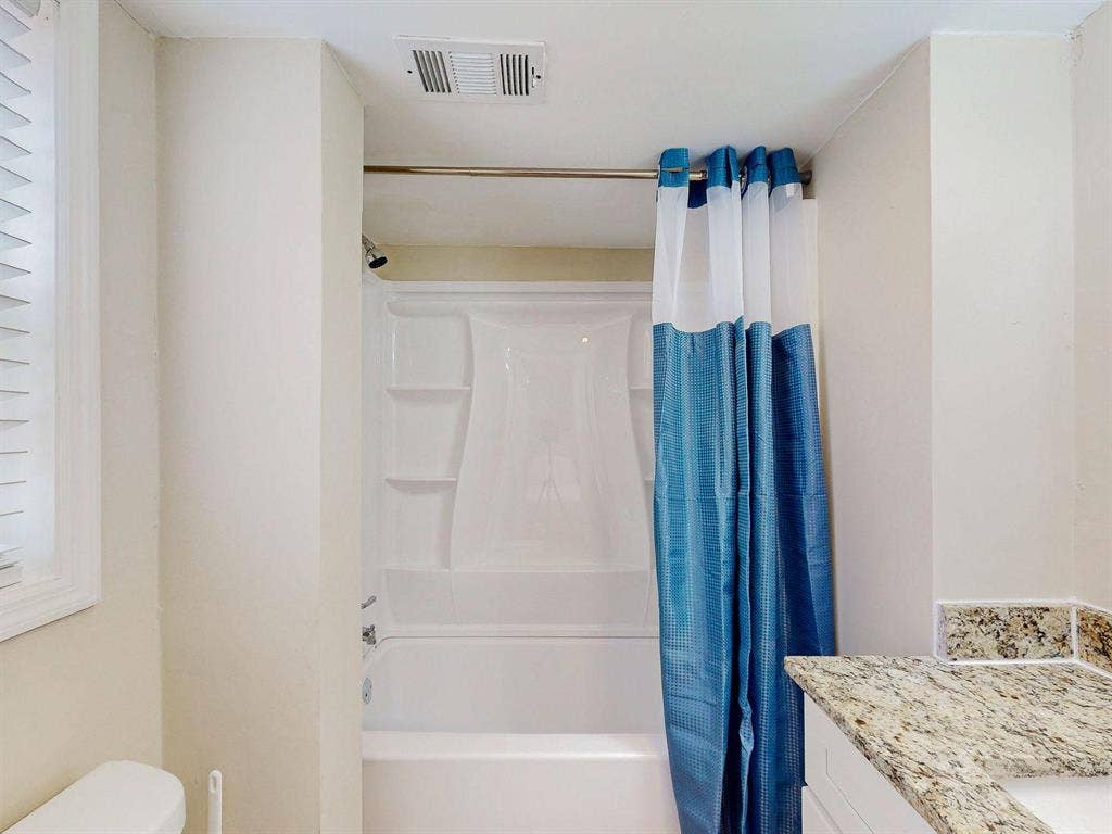 8 BR in Decatur