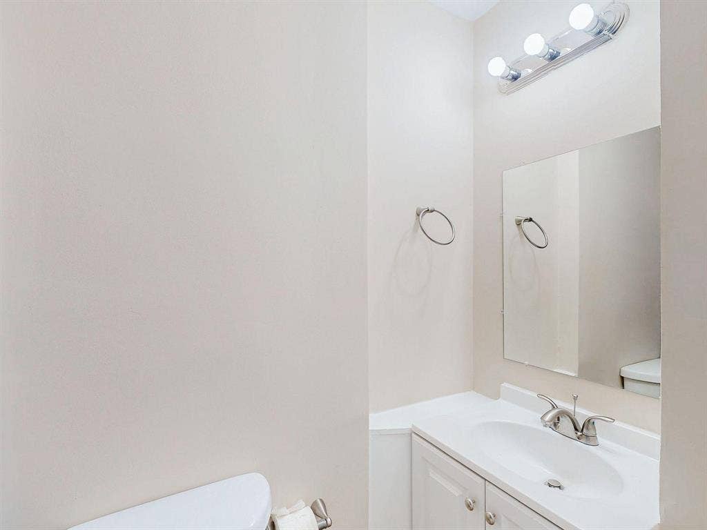 8 BR in Decatur