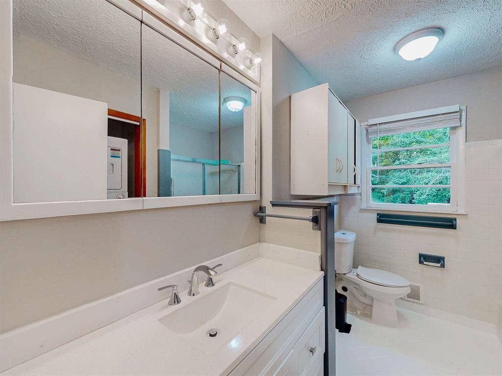 4 BR in Marietta