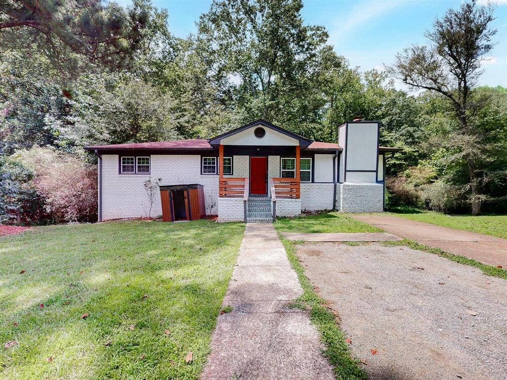 4 BR in Marietta