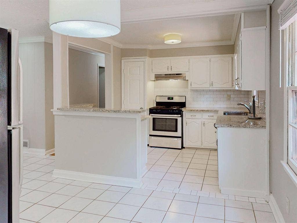 4 BR in Marietta