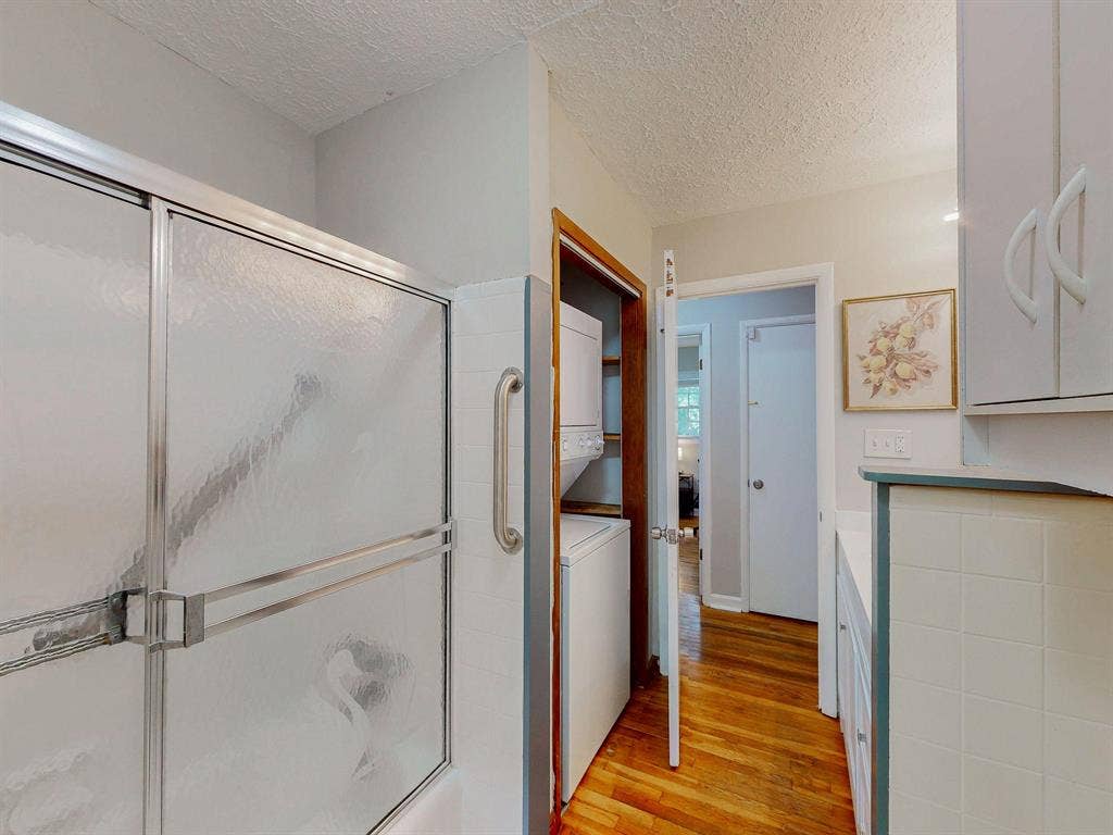 4 BR in Marietta