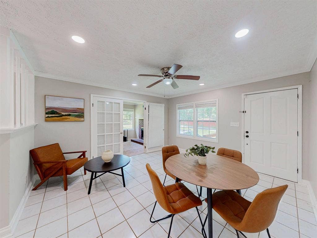 4 BR in Marietta