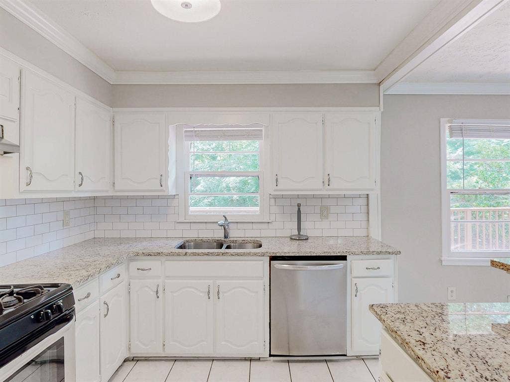 4 BR in Marietta