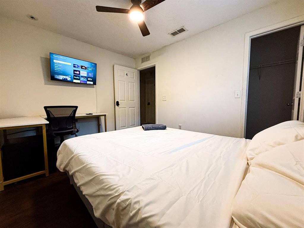 4 BR in Jacksonville