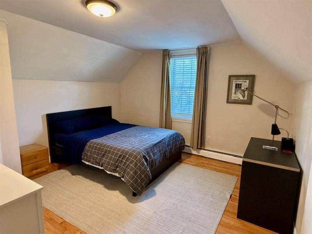 2 BR in Boston