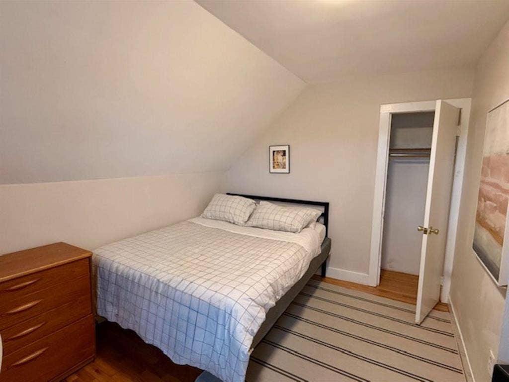 2 BR in Boston