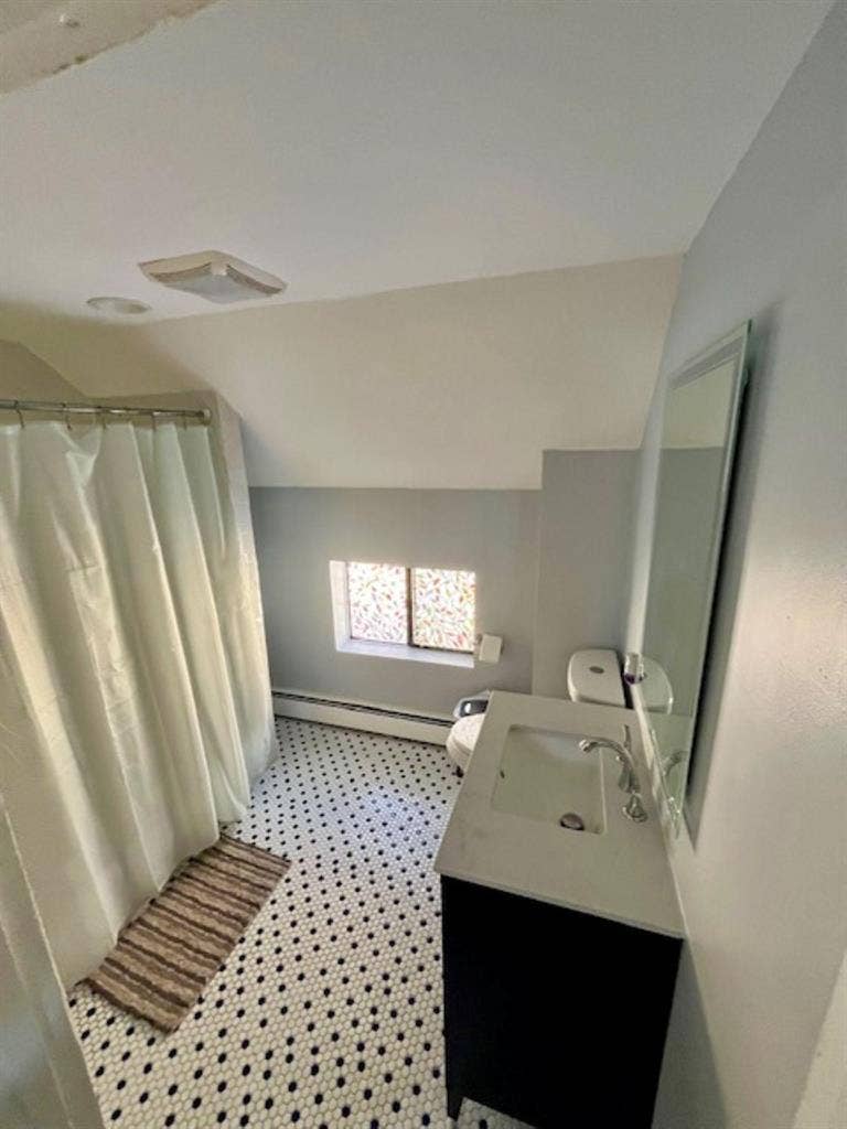 2 BR in Boston