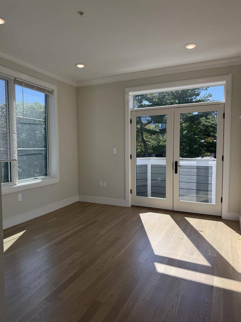 ROOM FOR RENT BRIGHTON ALLSTON LINE