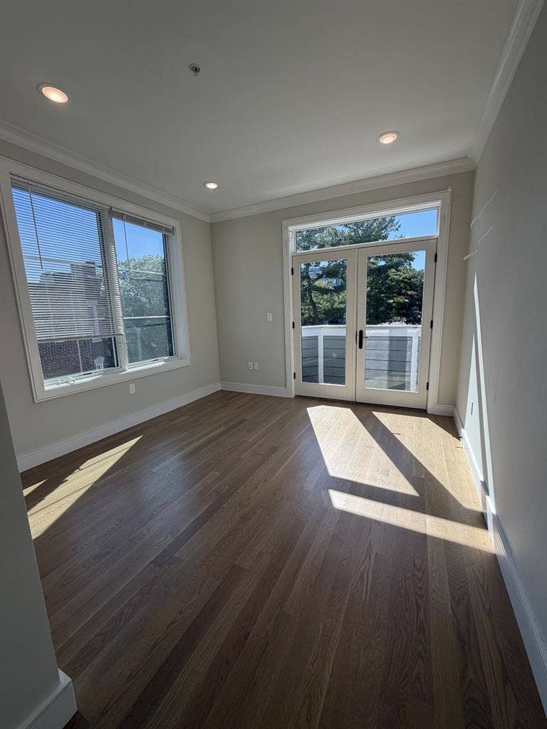 ROOM FOR RENT BRIGHTON ALLSTON LINE